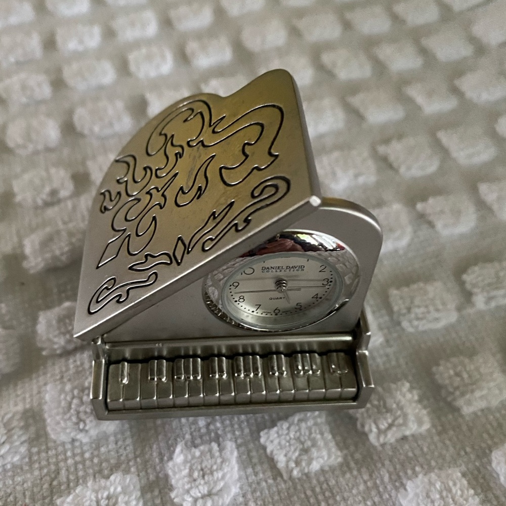 Daniel David Collection Piano Quartz Clock Trinket Box